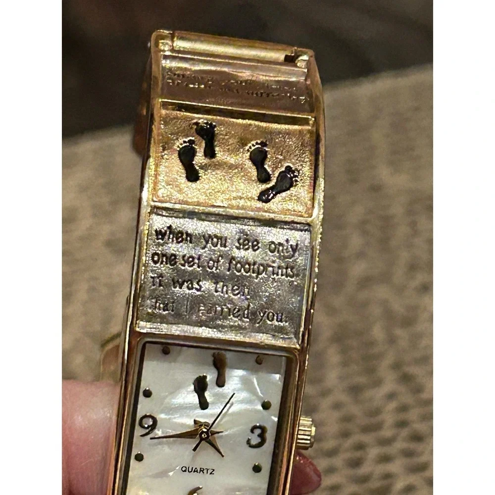 VTG CATO Quartz Watch Cream Dial‎ Stainless Steel Gold Cuff Band Works